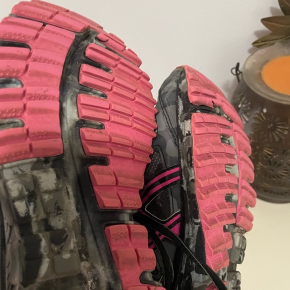 ASICS Women's Athletic Shoes in Gray and Pink Size 7.5 - Picture 8 of 12